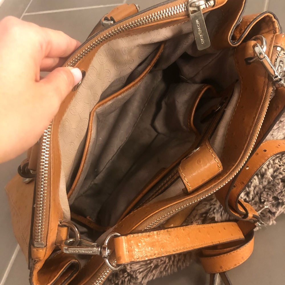 Michael Kors handbag - Picture 3 of 4